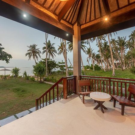 Villa Juan - A Beach Front Villa In General Luna Siargao Luaran gambar